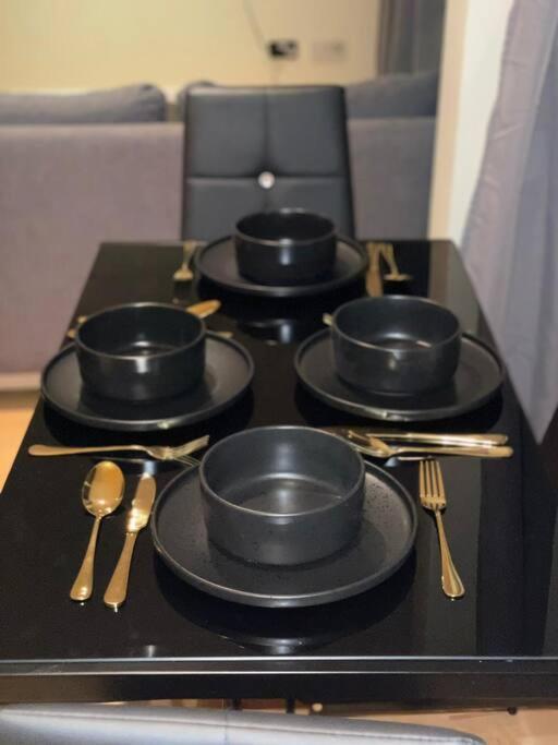Apartment In The Heart Of Лондон Экстерьер фото